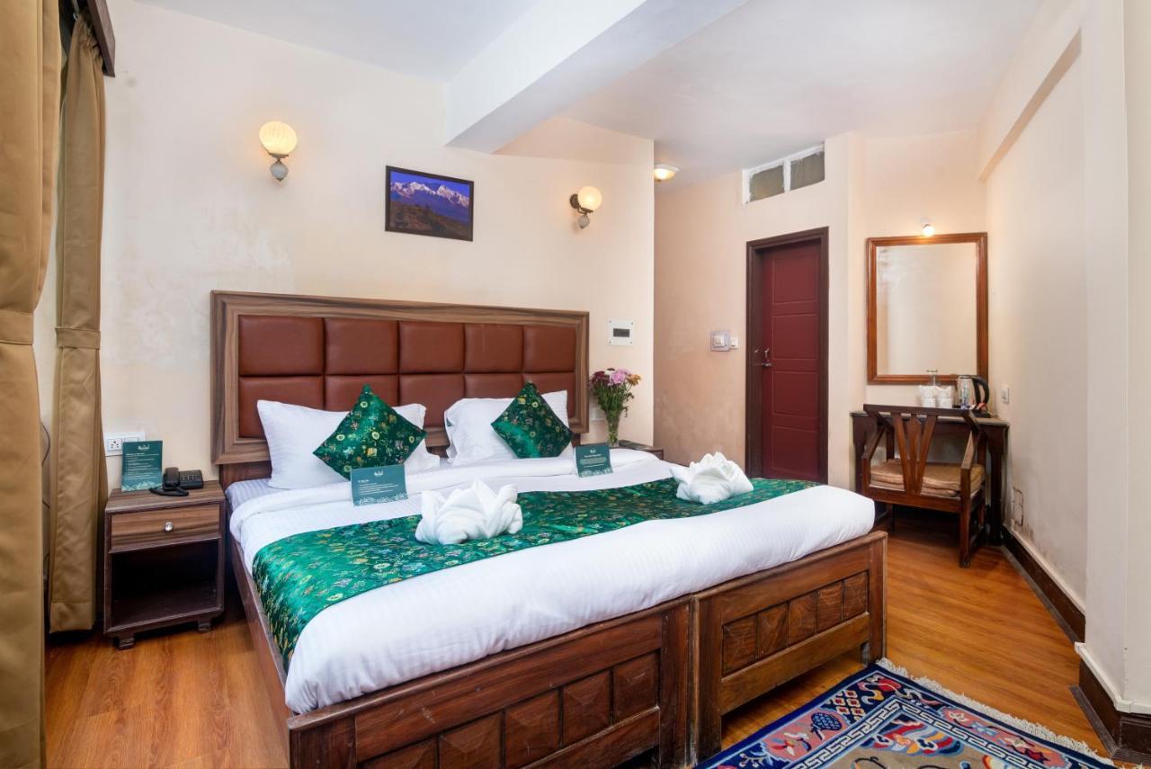 Muscatel Roma - 400 Mts From Mall Road دارجيلنغ المظهر الخارجي الصورة