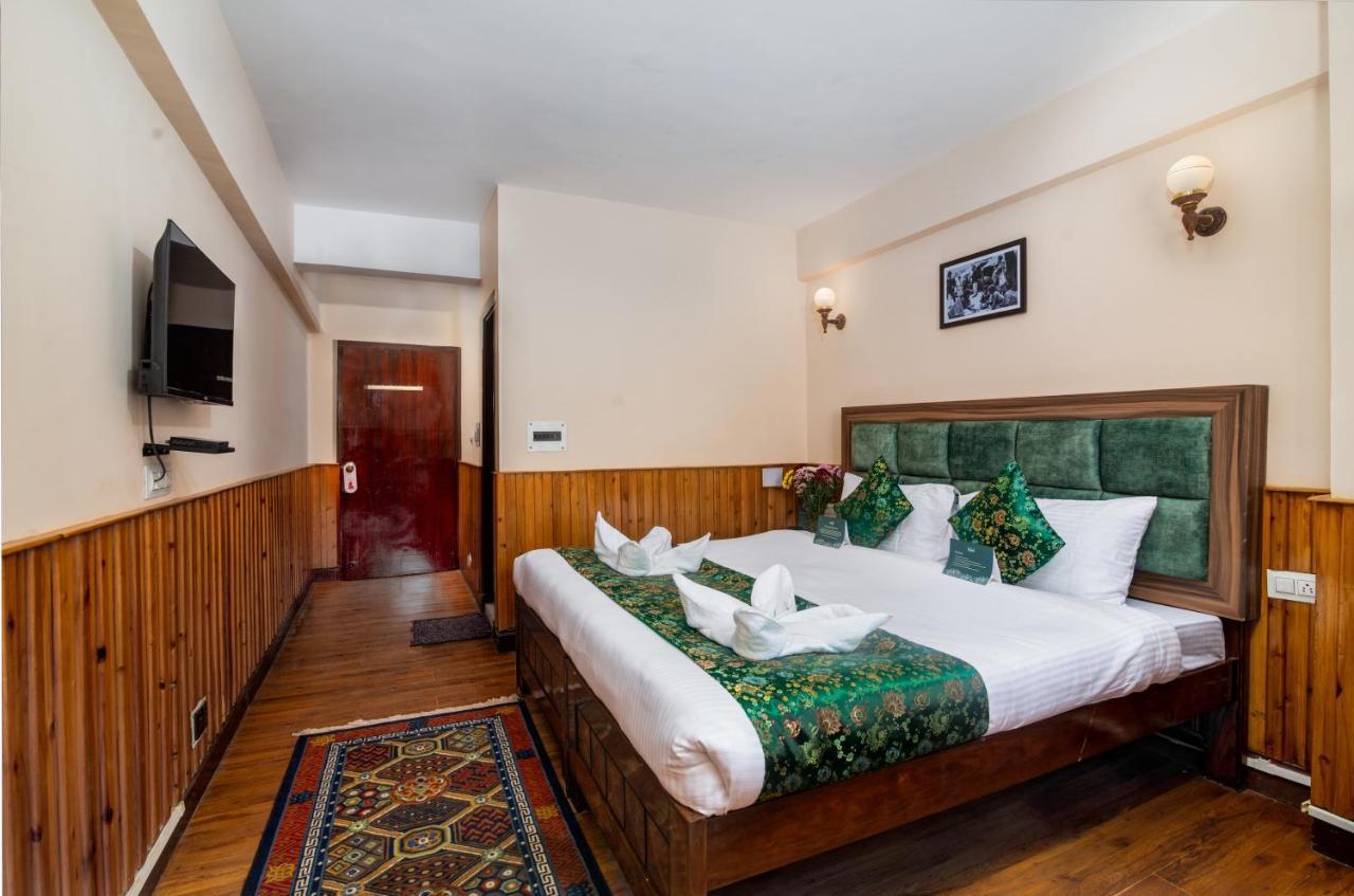 Muscatel Roma - 400 Mts From Mall Road دارجيلنغ المظهر الخارجي الصورة